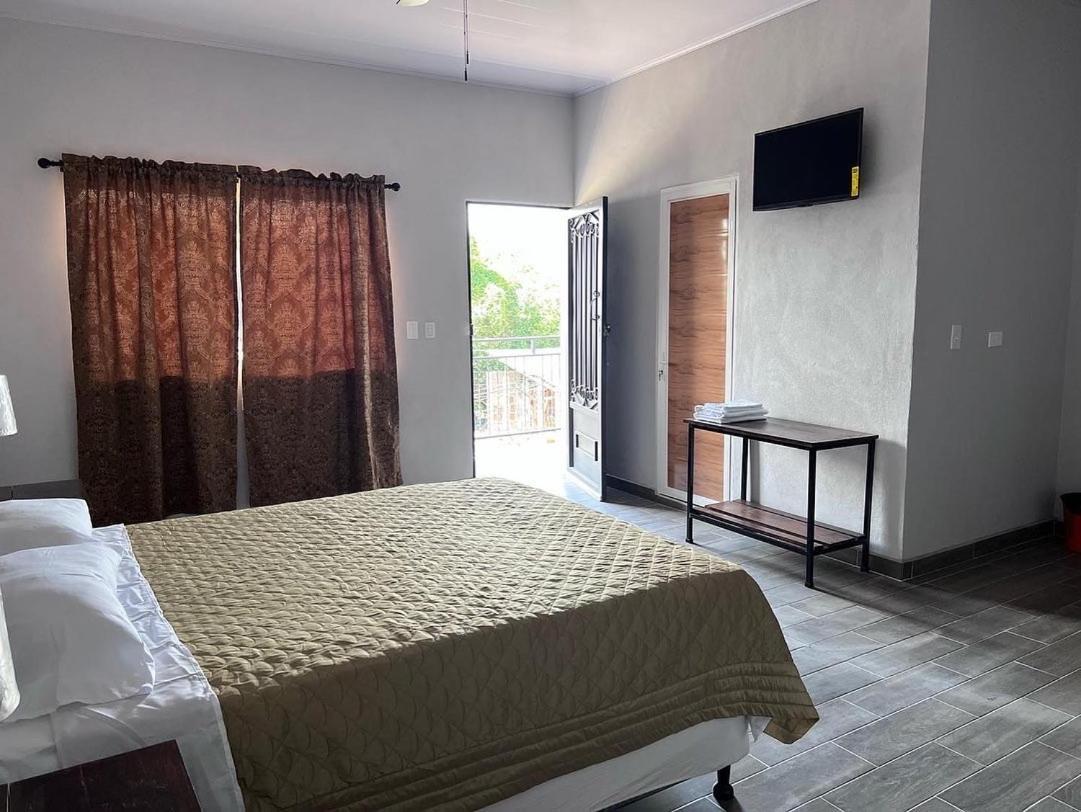 Wally'S Place Estelí 외부 사진